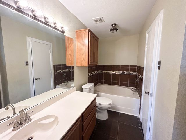 1309 Rye Glen Drive, Midlothian, TX 76065