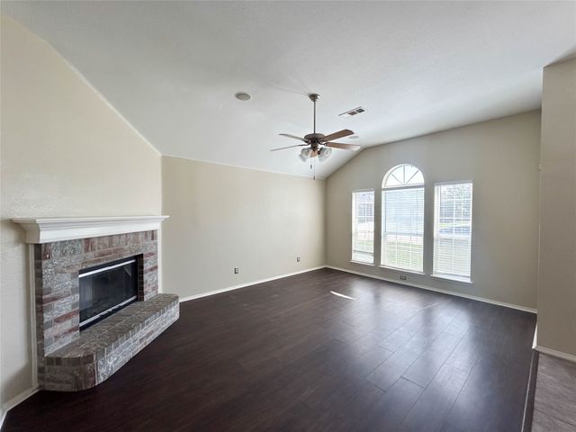 1309 Rye Glen Drive, Midlothian, TX 76065