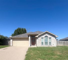 1309 Rye Glen Drive, Midlothian, TX 76065