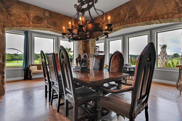 5004 Gholson Road, Waco, TX 76705