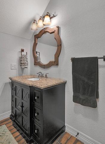 5004 Gholson Road, Waco, TX 76705