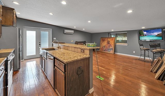 5004 Gholson Road, Waco, TX 76705