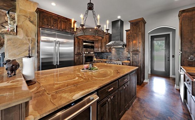 5004 Gholson Road, Waco, TX 76705