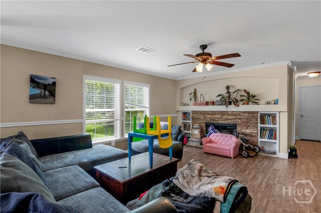 211 Smiley Loop Road, Riceboro, GA 31323