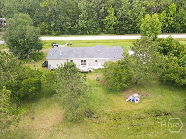 211 Smiley Loop Road, Riceboro, GA 31323