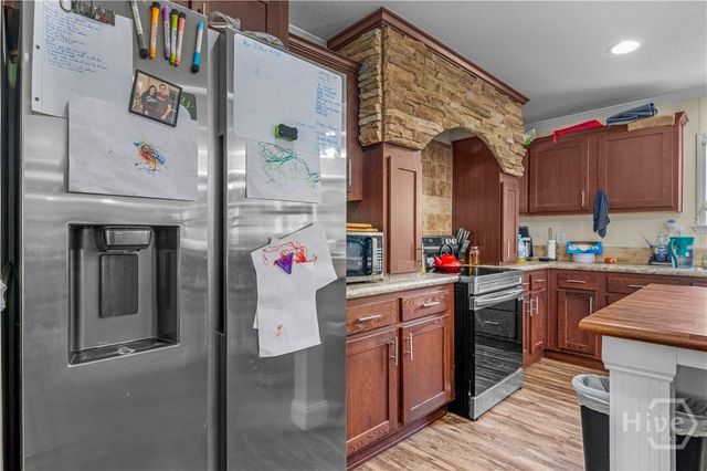 211 Smiley Loop Road, Riceboro, GA 31323