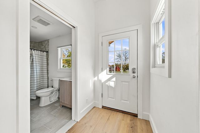 226 Sanford Rd, Westport, MA 02790