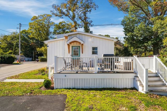 226 Sanford Rd, Westport, MA 02790