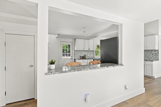 226 Sanford Rd, Westport, MA 02790