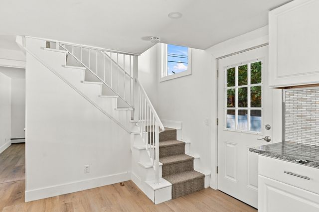 226 Sanford Rd, Westport, MA 02790