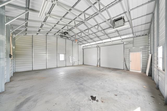 226 Sanford Rd, Westport, MA 02790