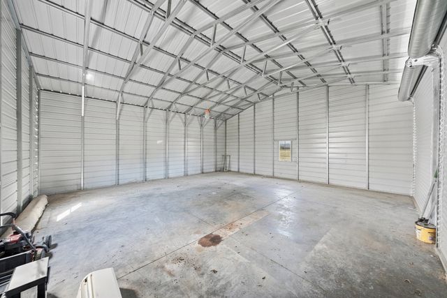 226 Sanford Rd, Westport, MA 02790