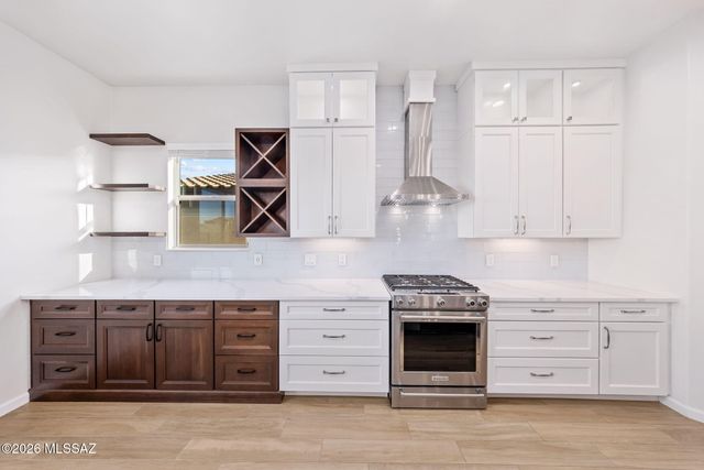 1005 W Lark Bunting Lane, Oro Valley, AZ 85755