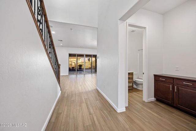 1005 W Lark Bunting Lane, Oro Valley, AZ 85755