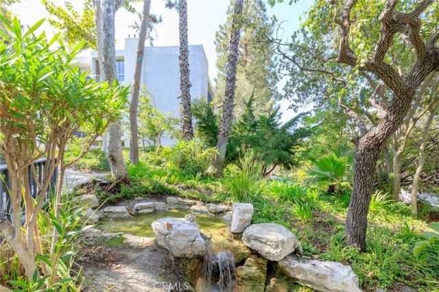 3602 W Estates Lane 306, Rolling Hills Estates, CA 90274