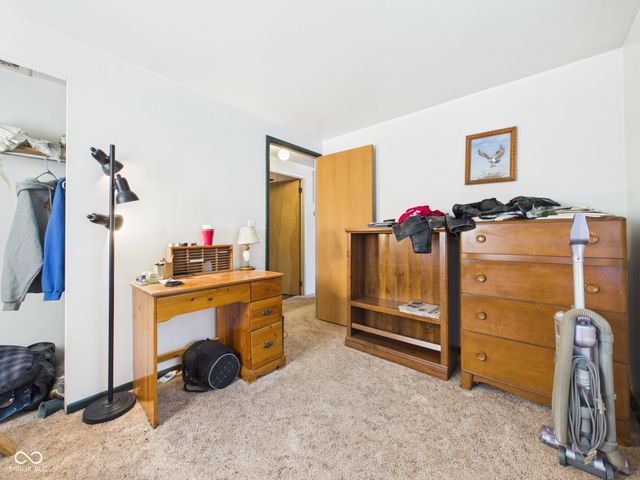 2521 E 8th Street, Anderson, IN 46012