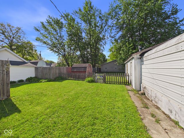 2521 E 8th Street, Anderson, IN 46012