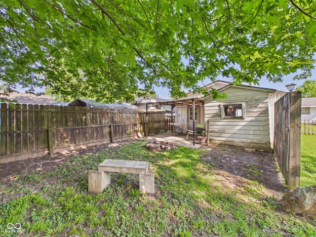 2521 E 8th Street, Anderson, IN 46012