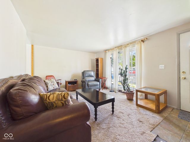 2521 E 8th Street, Anderson, IN 46012