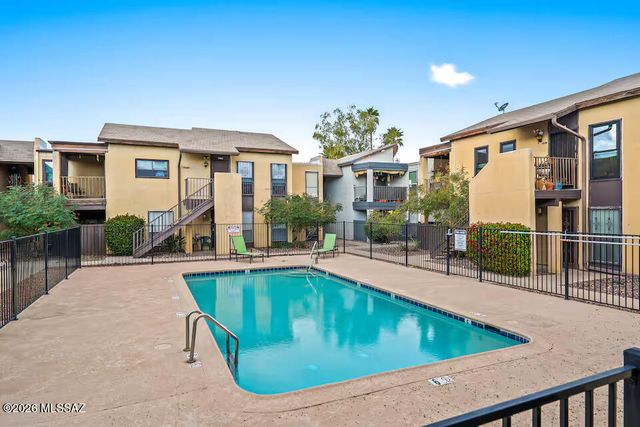 1620 N Wilmot Rd Unit F227, Tucson, AZ 85712