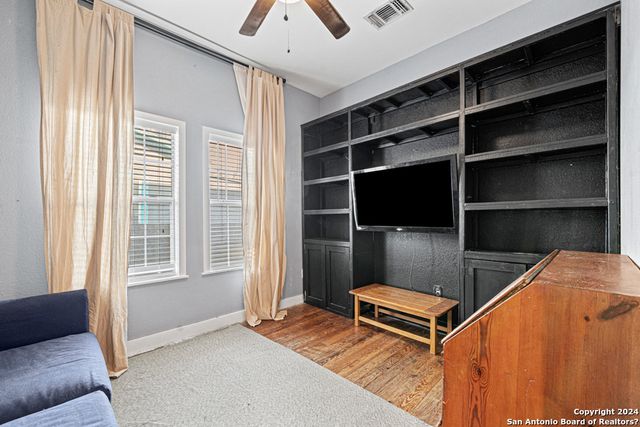 514 E LAUREL, San Antonio, TX 78212