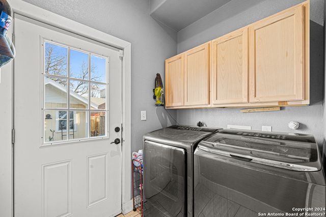 514 E LAUREL, San Antonio, TX 78212