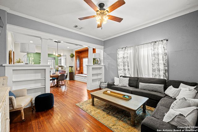 514 E LAUREL, San Antonio, TX 78212
