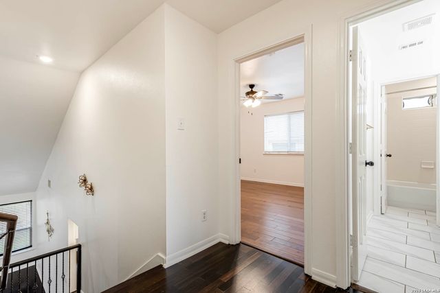 8819 Ash Meadow, Universal City, TX 78148