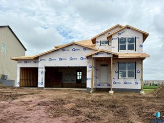 2905 S Copper Creek Ave, Sioux Falls, SD 57110