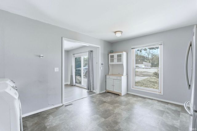 6305 Bluffton Road, Fort Wayne, IN 46809