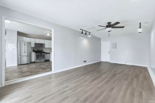 6305 Bluffton Road, Fort Wayne, IN 46809