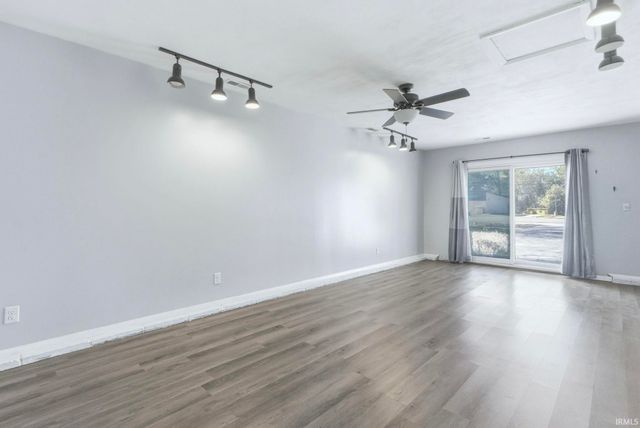 6305 Bluffton Road, Fort Wayne, IN 46809