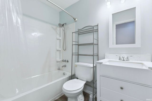 6305 Bluffton Road, Fort Wayne, IN 46809