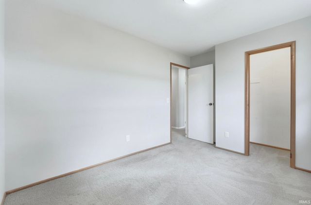 6305 Bluffton Road, Fort Wayne, IN 46809