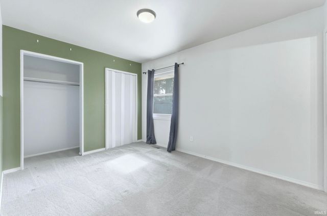 6305 Bluffton Road, Fort Wayne, IN 46809