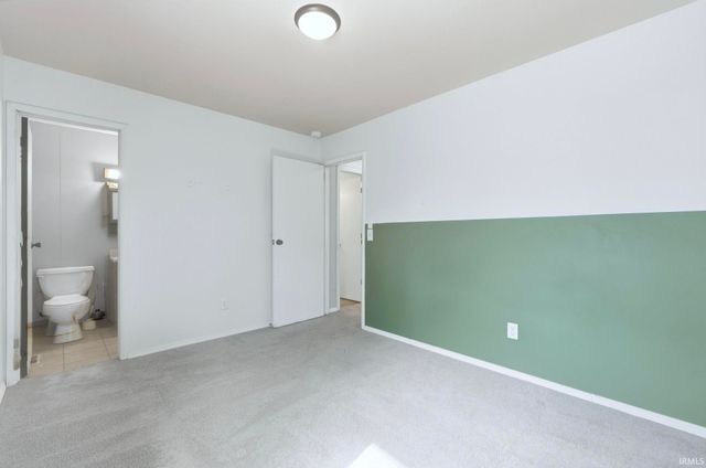 6305 Bluffton Road, Fort Wayne, IN 46809