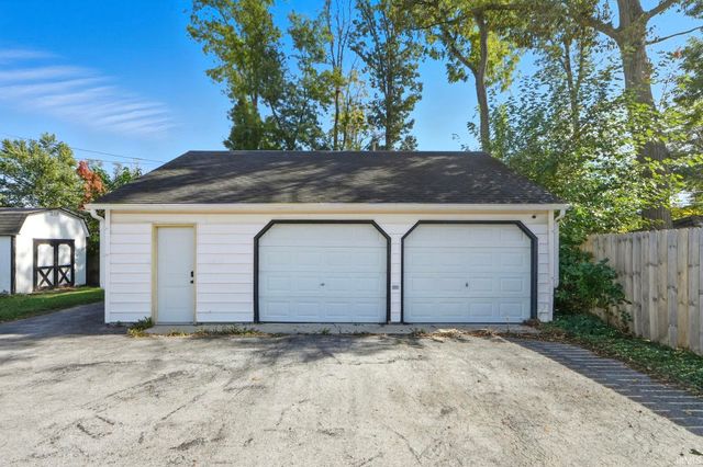 6305 Bluffton Road, Fort Wayne, IN 46809