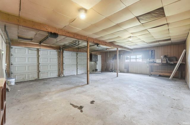 6305 Bluffton Road, Fort Wayne, IN 46809