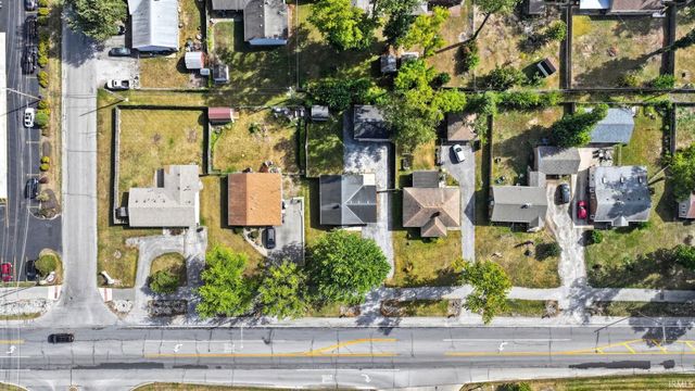 6305 Bluffton Road, Fort Wayne, IN 46809