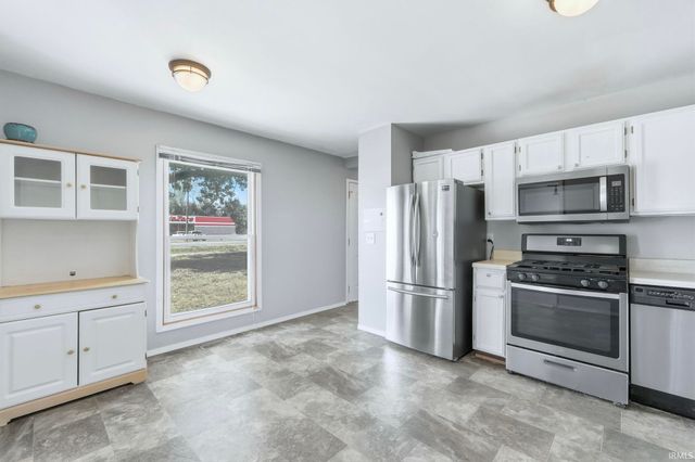 6305 Bluffton Road, Fort Wayne, IN 46809