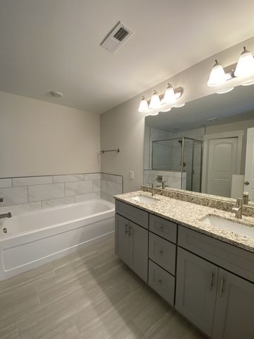 1311 Searcy St, Murfreesboro, TN 37129