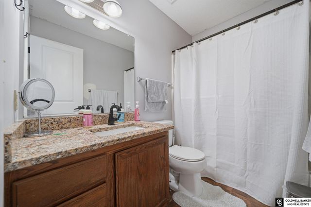 3220 Richard Court, Lincoln, NE 68521