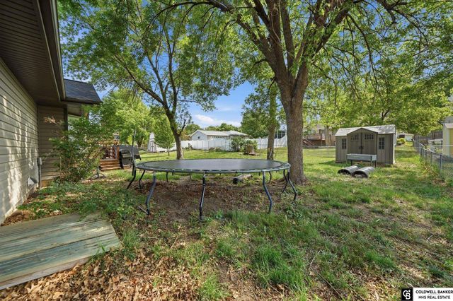 3220 Richard Court, Lincoln, NE 68521