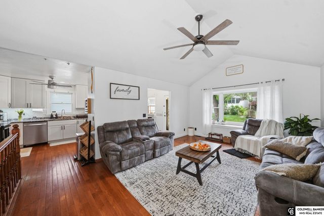 3220 Richard Court, Lincoln, NE 68521