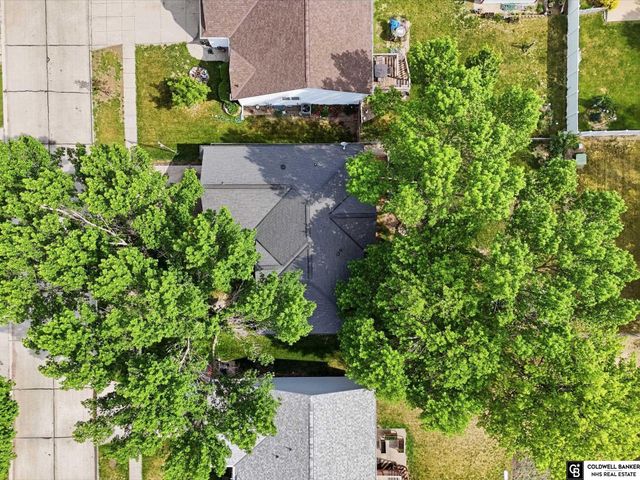 3220 Richard Court, Lincoln, NE 68521