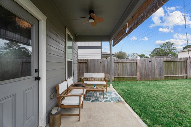 19235 Tannach Drive, Tomball, TX 77375