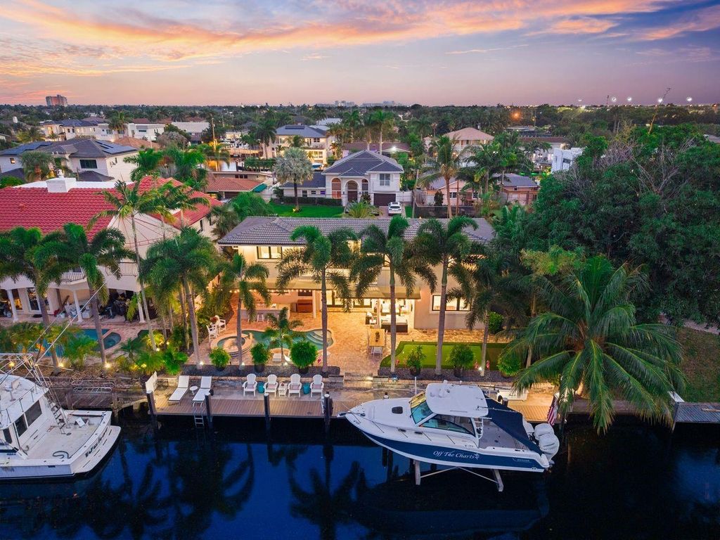 2341 NE 48 CT, Lighthouse Point, FL 33064