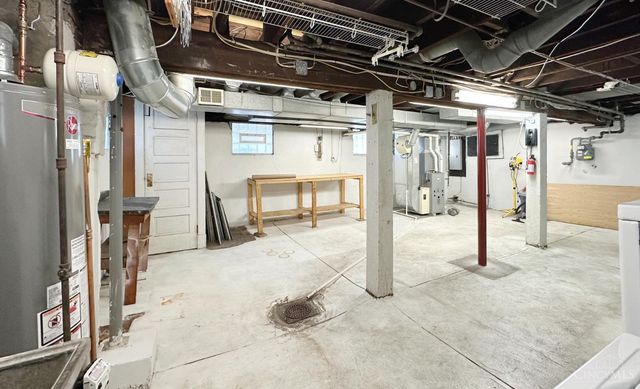 2724 Markbreit Avenue, Cincinnati, OH 45209