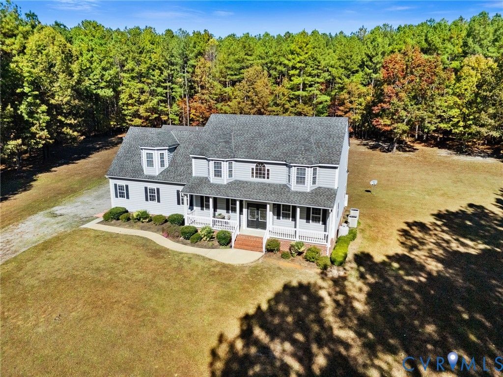 1392 Noblin Ct, South Prince George, VA 23805