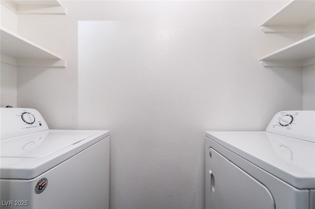 950 SEVEN HILLS Drive 2922, Henderson, NV 89052